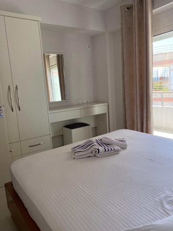 Ersid Apartaments In The Centre Sarande Exterior photo